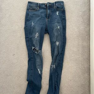 Hollister jeans size O